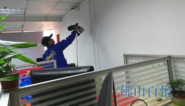 專業(yè)解決新裝修辦公室甲醛超標問題百悅環(huán)保除甲醛 專業(yè)解決新裝修辦公室甲醛超標問題百悅環(huán)保除甲醛